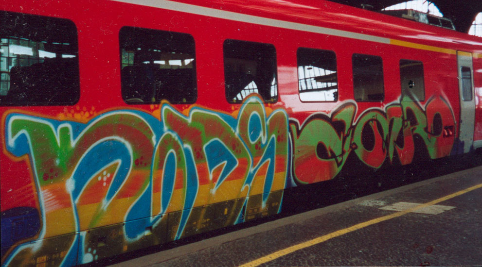 2003105