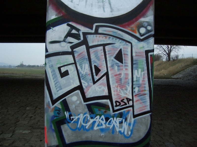 200434